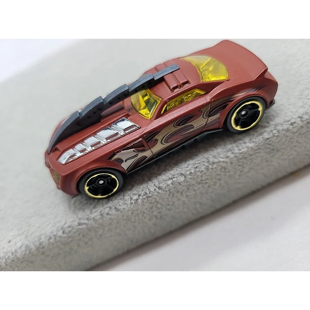 2017 Hot Wheels  Barbaric Diecast Car Brown 1:64